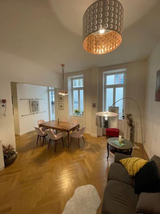 Апартаменты Townhouse Sternwarte Вена Экстерьер фото
